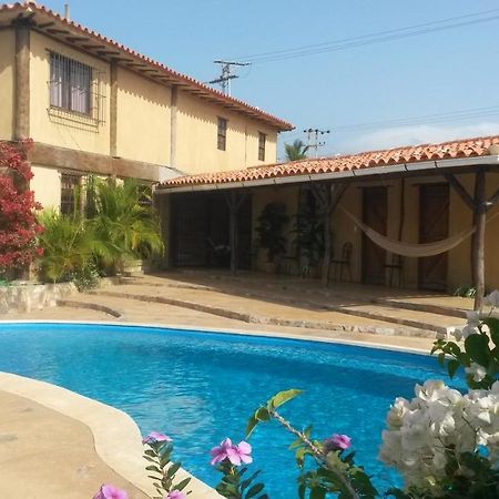 Quinta La Encantada Hotel La Mira ภายนอก รูปภาพ